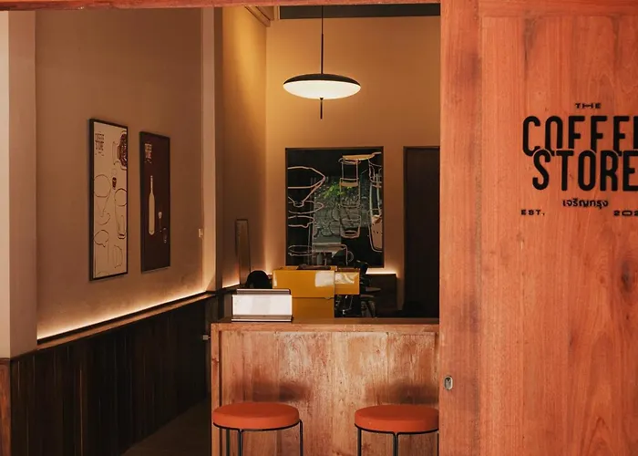 Cozy At The Coffee Store Charoenkrung Bed & Breakfast 3*